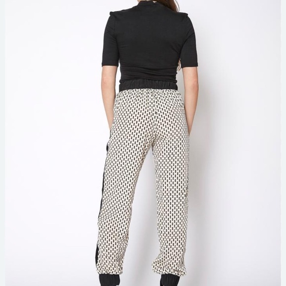 Ro & De Printed Casual Cuffed Hem Pants sZ medium - Picture 3 of 9